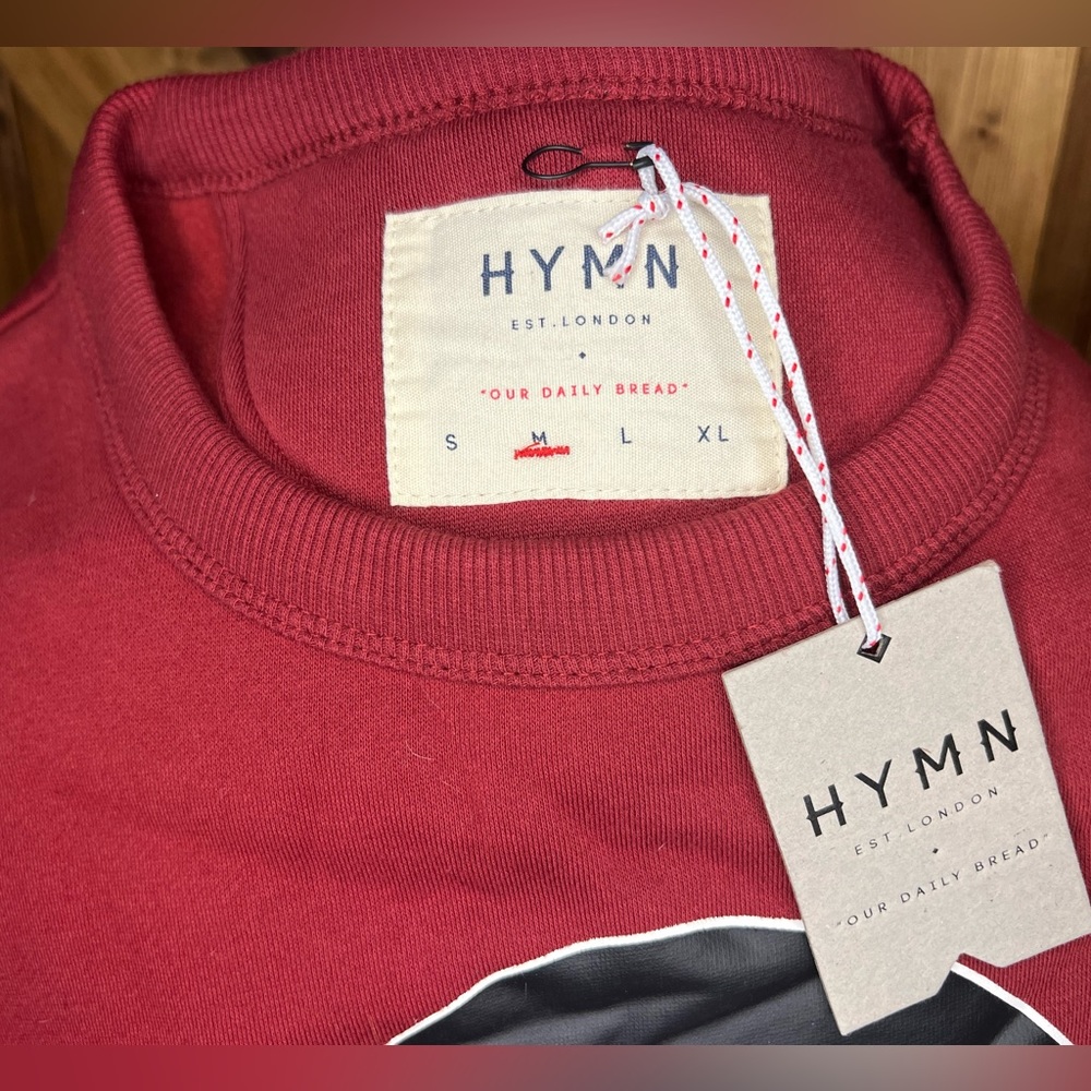 HYMN EST. London NWT Unisex Sweatshirt with Graphic Print on Front Size Medium - Picture 3 of 5